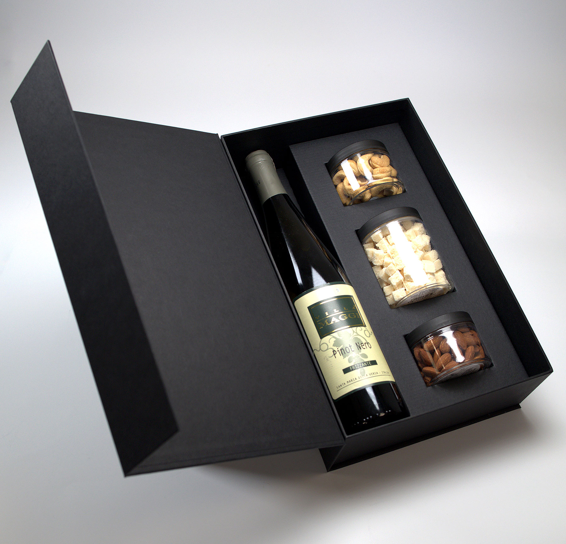 Prabangi verslo davanų dėžutė vynui su užkandžiais juoda atverčiama magnetinė